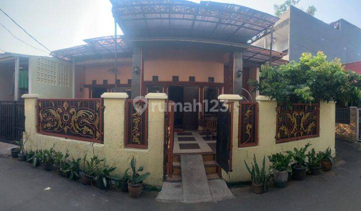 Rumah Model Ethnik Unik di Bintara Bekasi Barat 1