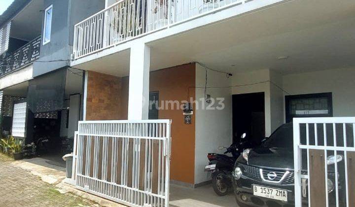 Dijual rumah cantik 2 lantai furnish harga murah dalam cluster di kukusan depok ( perbatasan jakarta ) 1