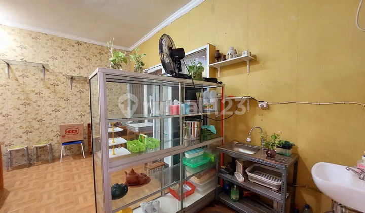 Rumah Hoek Murah + Toko di Pinggir Jalan Raya Galaxy Bekasi Selatan Harga Nego Sampai Jadi 2