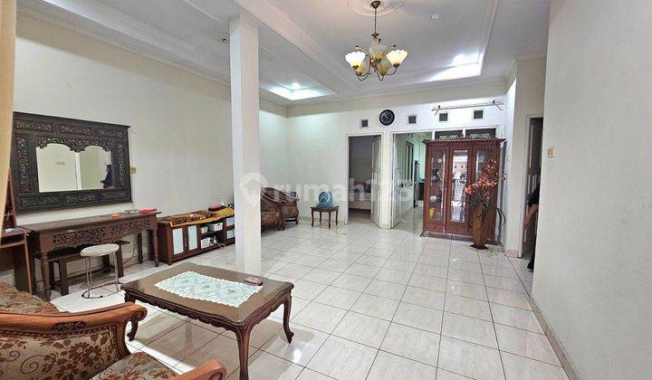 Rumah Cantik Siap Huni di Bulevar Hijau Harapan Indah Bekasi 1