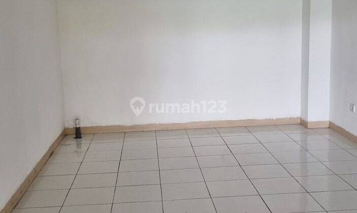 Kios Springlake Summarecon Bekasi 2
