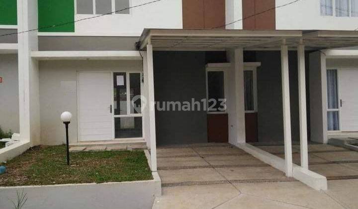 Rumah 2 Tingkat Bagus Dijual Murah  1