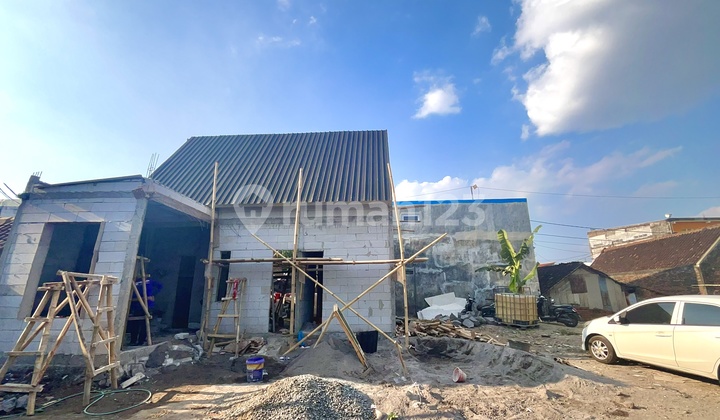 Rumah Semarang Timur Pedurungan Belakang Aneka Jaya Wolter 2