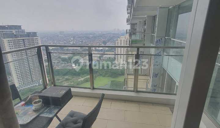 Springhill Royale Suites Lantai Tinggi Furnished 