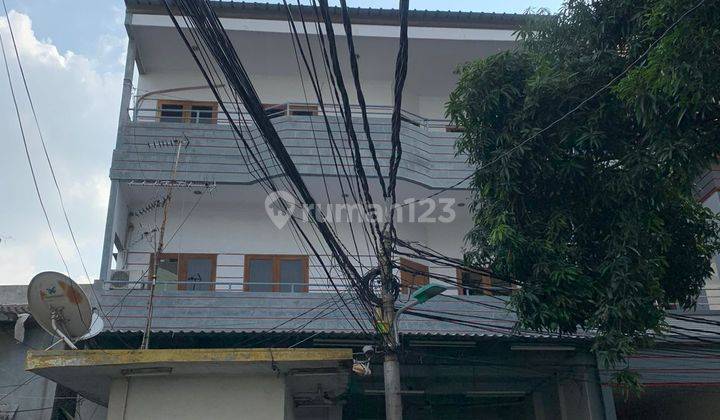 Rumah 3 Lantai SHM di Jelambar Aladin Hadap Timur 1