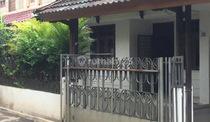 Rumah Unfurnished di Taman Kota, Jakarta Barat 1