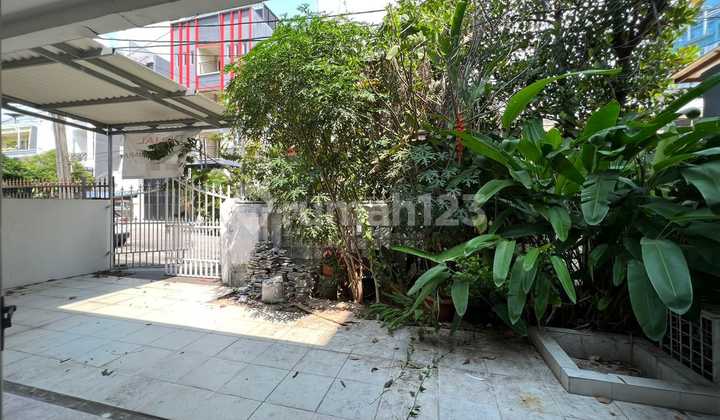 Rumah di Muara Karang Blok 6, Belakang Duta Buah 2