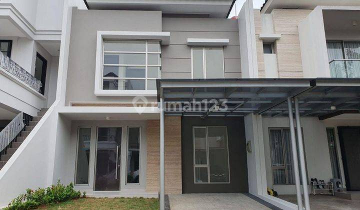 Rumah 2 Lantai Unfurnished di Golf Island, Pik 1