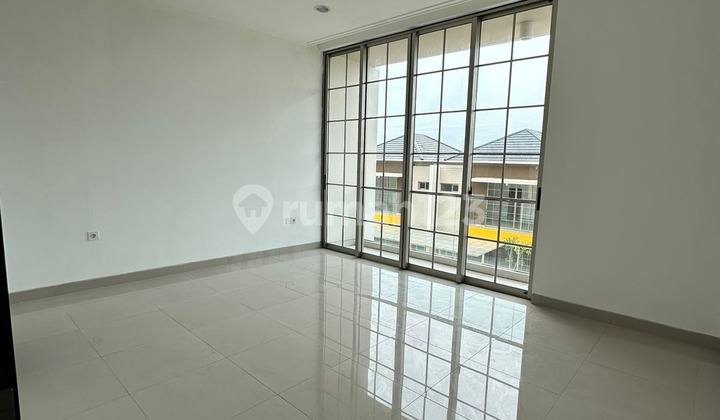 Rumah PIK 2 Cluster Miami Special unit Backyard View Danau 2