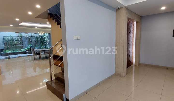 Rumah CBD Pluit Exclusive Garden House 5 Kamar Tidur Furnish 2
