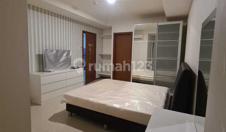 Condominium Green Bay Kawasan Mall Baywalk Pluit