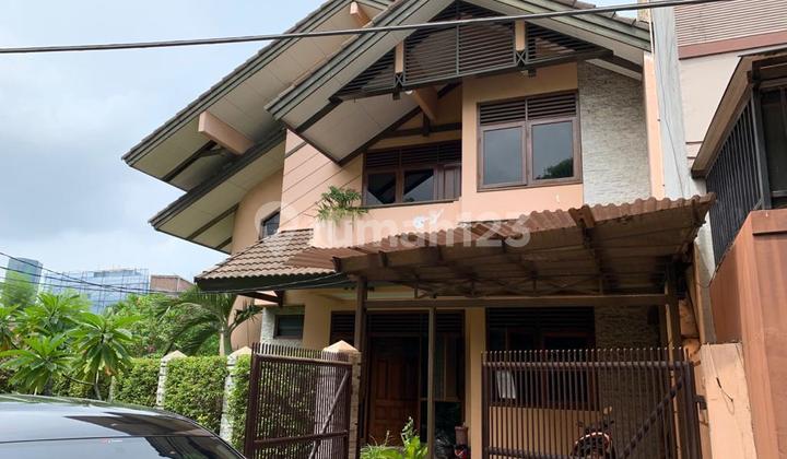 Rumah Hoek di Taman Aries Meruya Kembangan Jakarta Barat