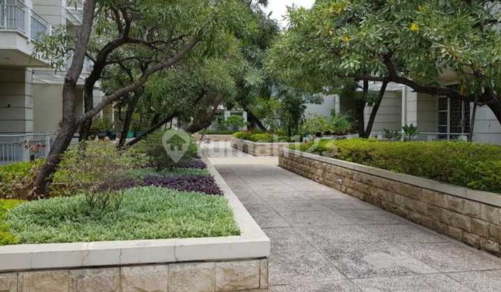 Exclusive Garden House CBD Pluit Steps Away from Emporium Mall 2