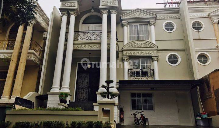 Rumah di Rome Pik Hadap Selatan Dekat Gereja Katolik Regina Caeli 2