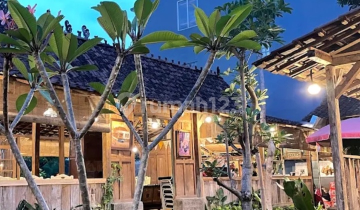 For Rent/Sale: Business Premises on Jalan Dieng, Malang City. Strategic location near Unmer Campus, MCP Mall. Ideal for restaurants, cafes, offices, clinics, supermarkets. For sale with a fully furnished restaurant franchise. For Rent/Sale: Business Premises on Jalan Dieng, Malang City. Strategic location near Unmer Campus, MCP Mall. Ideal for restaurants, cafes, offices, clinics, supermarkets. For sale with a fully furnished restaurant franchise.