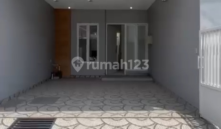 For Sale New Minimalist 2-Story House Cheap Ready to Live In Pondok Tjandra Merr Surabaya-Sda SHM Near Petra School, Toll Exit, Rungkut Bonus 3 AC Water Heater Canopy Water Tank Eligible for KPR 2