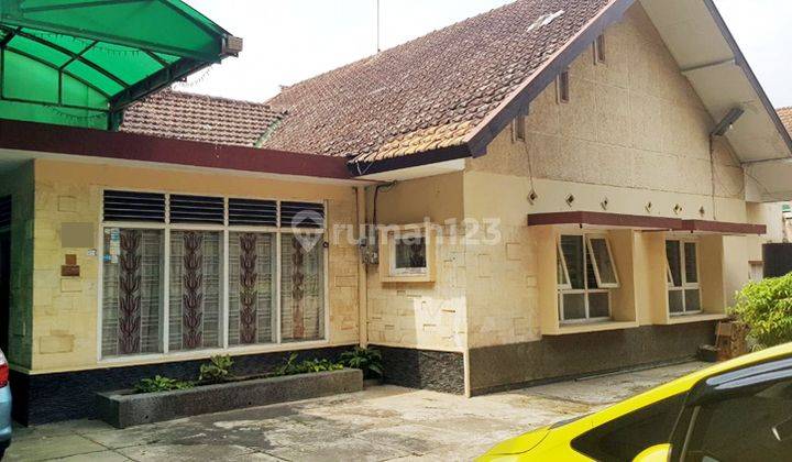 Jual Rumah Klasik Nol Jalan Raya Strategis Resto,guest House, 1