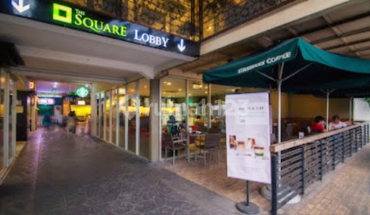 Sewa Apartemen The Square Petra Bagus Murah Semi Furnished dekat UK Petra Hadap Timur 10