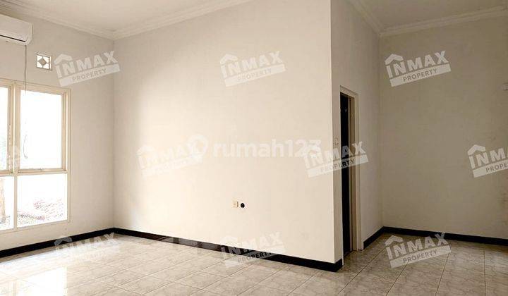 Disewakan Rumah Mewah 2Lt Minimalis Siap Huni Araya dekat Binus, 2