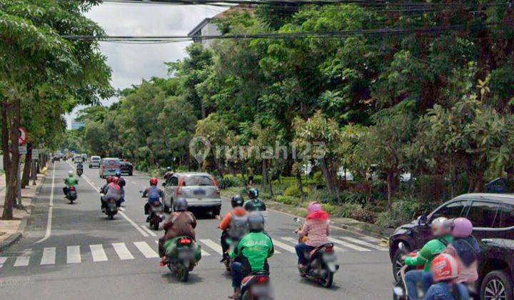 Dijual Rumah Kuno Belanda Asli Raya Darmo dekat RKZ, Tunjangan  2