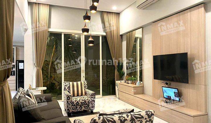 Dijual Rumah Mewah Minimalis 2Lt  Dharmahusada  Full Furnished  2