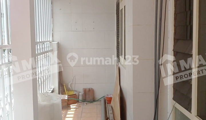 Dijual Murah Rumah 1.5Lt Simo Sukomanunggal Dekat Darmo Petemon Sawahan Pacuan Kuda Pasar& Sekolah SHM Row Jalan Lebar bisa KPR 2