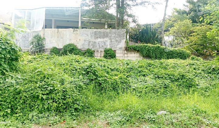 tampak depan dijual tanah murah perum elit