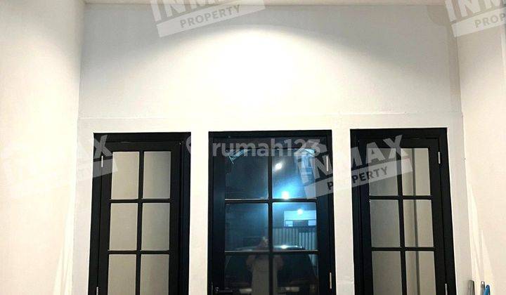 Disewakan Rumah Luas Siap Huni 2lt Panjang Jiwo Permai Dekat Nginden,merr, Ubaya& Rs Semi Furnished 2