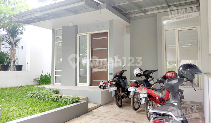 For Rent: Minimalist House Ready to Occupy in Elite Araya Golf Estate Near Club House, Binus Campus, Araya Mall, Quick Access to Toll Exit, Raya A Yani, Blimbing & Well-Maintained.