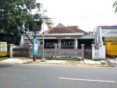 Disewakan/dijual Rumah Usaha Luas Nol Jalan Raya Tidar Malang  2