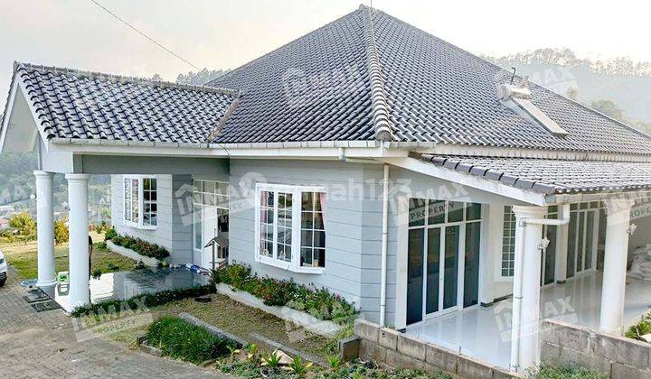 Dijual Rumah Villa Bagus Dengan Tanah Kebun Luas Selecta Batu Mlg, City& Mountain View Furnished 1