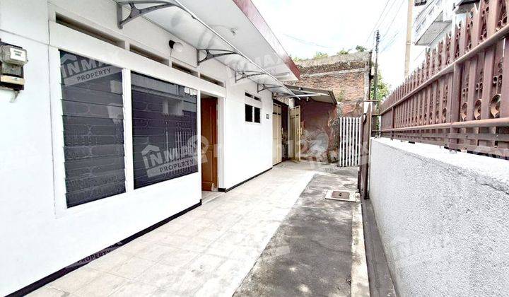 Disewakan Rumah Luas Besar Daerah Gunung2 Dekat Ijen Boulevard  2