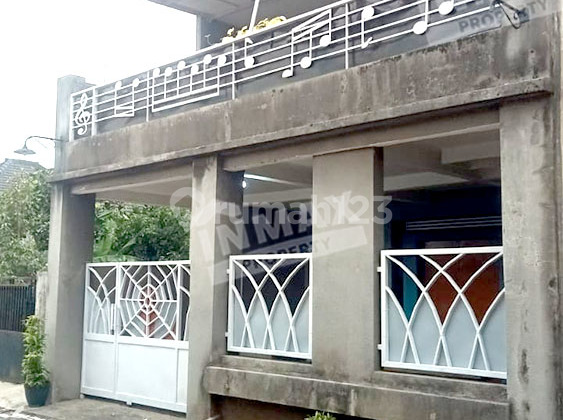 FOR SALE: Nice 2-story Minimalist House in Kepuh, Sukun, Malang. 10 rooms, suitable for boarding. Close to Kanjuruhan University and Dr. Soepraoen Hospital. Semi-furnished. Firm negotiable price. FOR SALE: Nice 2-story Minimalist House in Kepuh, Sukun, Malang. 10 rooms, suitable for boarding. Close to Kanjuruhan University and Dr. Soepraoen Hospital. Semi-furnished. Firm negotiable price.