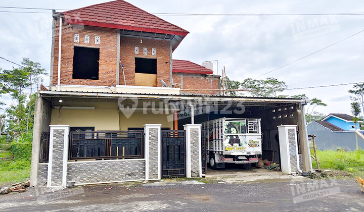 Dijual Rumah 2Lt Perumahan Bumi Asri Bululawang Malang 3 Kamar Bangunan Kokoh Dekat Rsud Puskesmas Sekolah Negeri Jalur Utama ke Turen Harga Nego. Murah