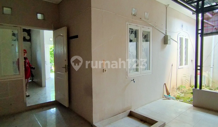 Disewakan Rumah Dlm Cluster Yg Aman Sejuk Tetangganya Ramah Strategis 4