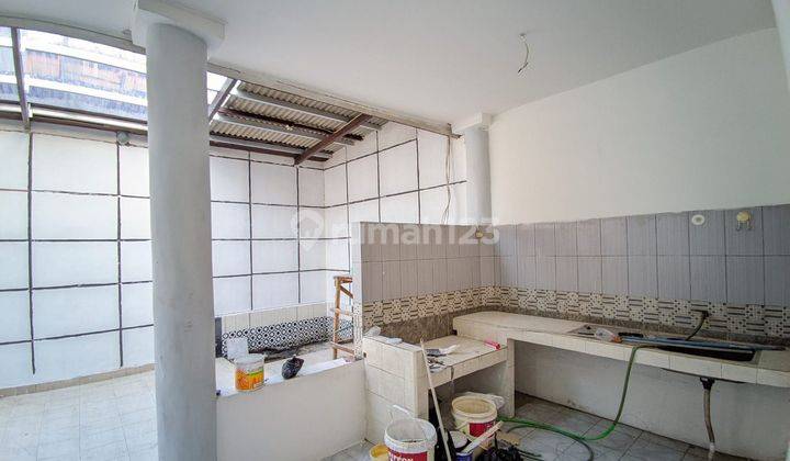 Rumah minimalis tempatnya stragegis  2