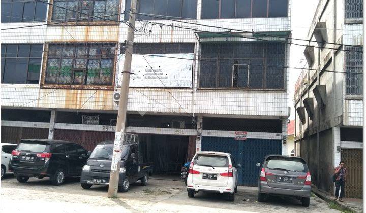 Ruko 3 Lantai Strategis Di Lima Puluh, Kota Pekanbaru, Riau 1