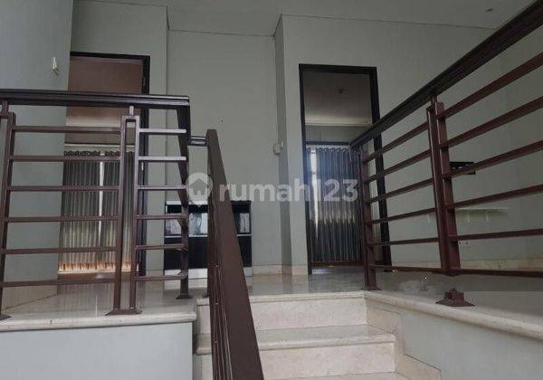 Rumah Lux Tengah Kota Bandung Full Furnish 2