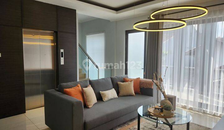 Dijual Rumah Modern Minimalis Furnished (lift)  Siap Huni Di Setrasari Bandung Utara 1