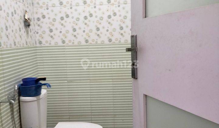 Di jual rumah 2 lantai cantik non komplek di jalan STM medan 11