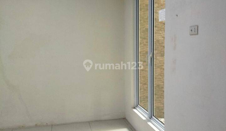 Di jual rumah 2 lantai cantik non komplek di jalan STM medan 13