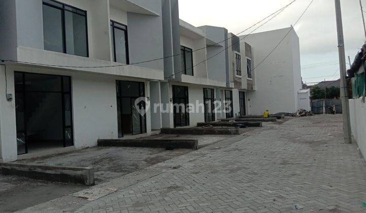 Rumah 2 lantai di Dekat Jalan Gatot Subroto Medan kpr DP 0%. 2