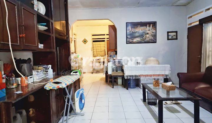 Rumah 2 Lantai Luas & Strategis di Tebet Menteng Dalam 2