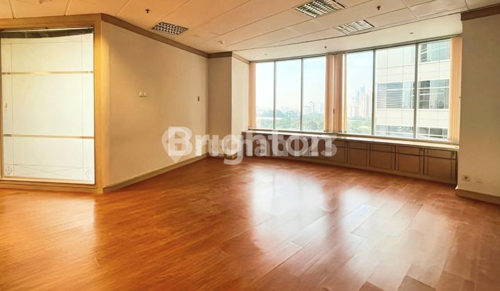 Office Space Siap Pakai di Kawasan Premium Sudirman Office Space Siap Pakai di Kawasan Premium Sudirman