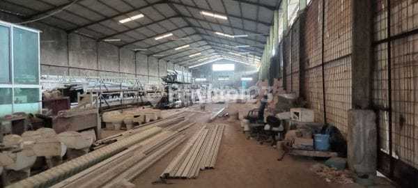 Warehouse Area 1,800 M², Strategic Location in Citeureup, Ready to Operate