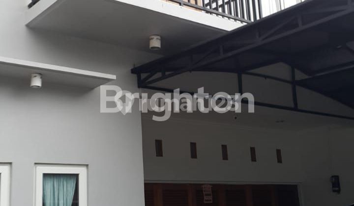Rumah 2 Lantai Bebas Banjir Full Furnished di Jatinegara Jakarta Timur 2