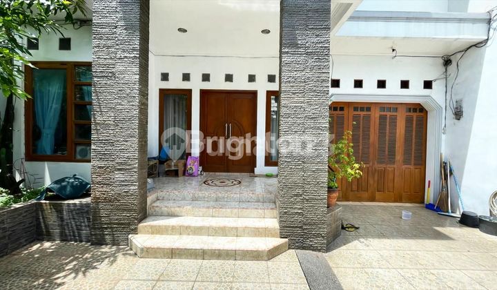 2-Story Ready-to-Occupy House in Tebet, South Jakarta 2
