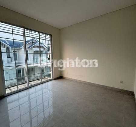 Ready-to-Occupy 2-Story Lavon Swancity House Tangerang Attractive Price 2