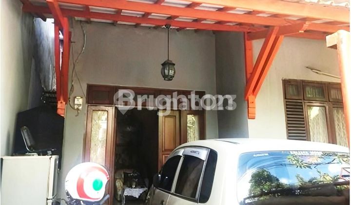 Strategic 2-Story House in Menteng Dalam, Tebet, South Jakarta 2