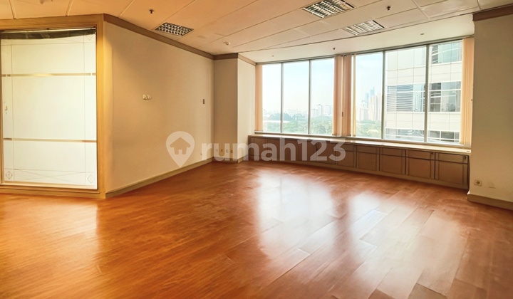 Office Space Siap Pakai Di Kawasan Premium Sudirman Office Space Siap Pakai Di Kawasan Premium Sudirman